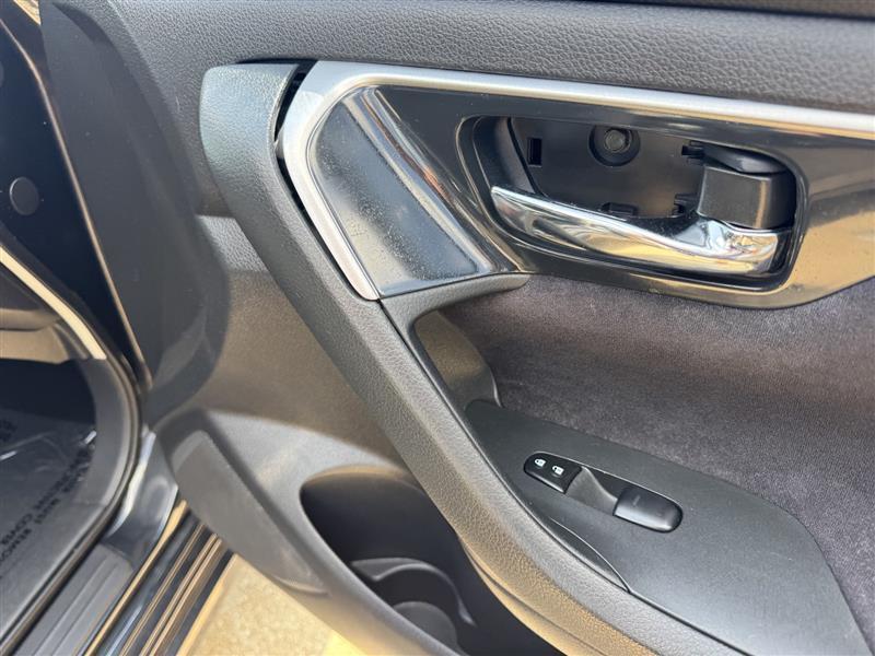 Nissan Altima 2.5 S 2013