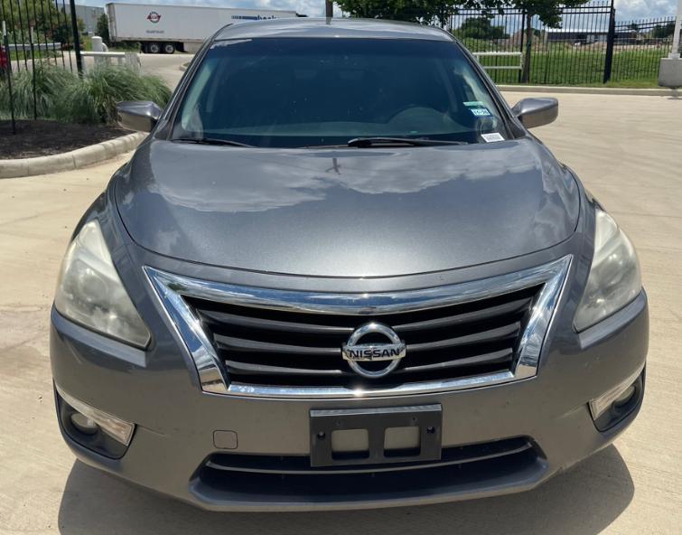 Nissan Altima 2.5 SV 2015