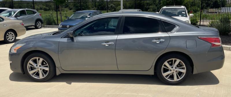 Nissan Altima 2.5 SV 2015