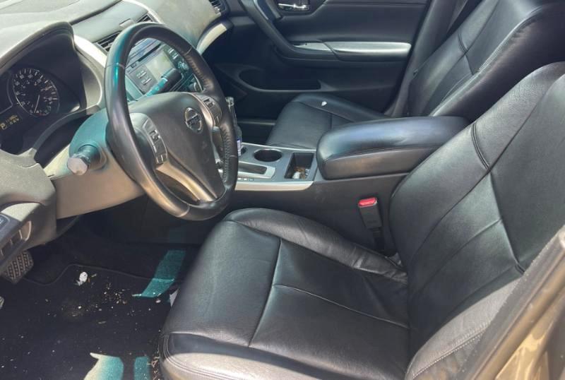 Nissan Altima 2.5 SV 2015