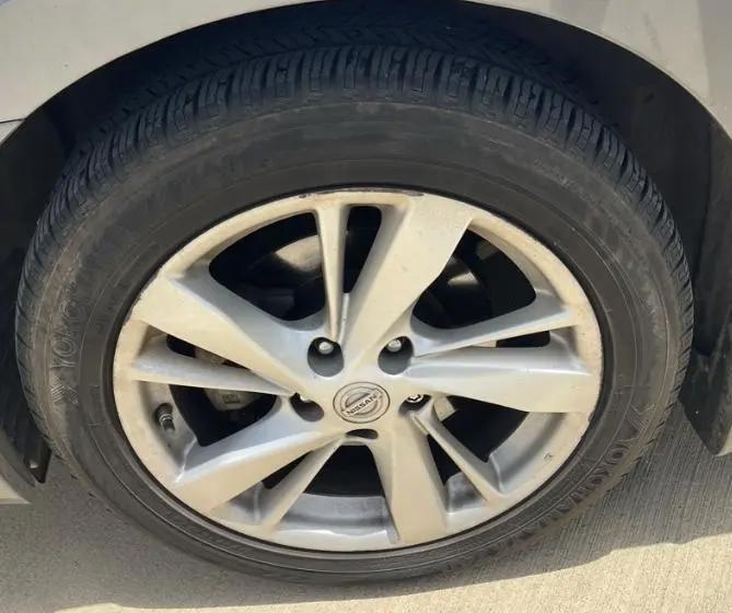 Nissan Altima 2.5 SV 2015