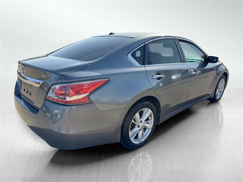 Nissan Altima 2.5 SV 2015