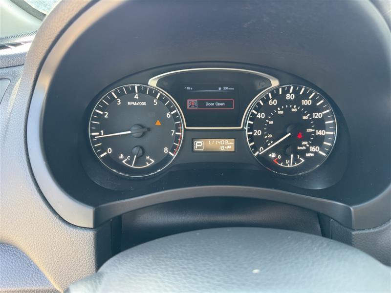 Nissan Altima 2.5 SV 2015