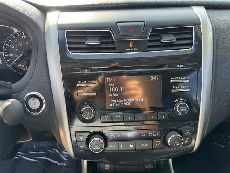Nissan Altima 2.5 SV 2015