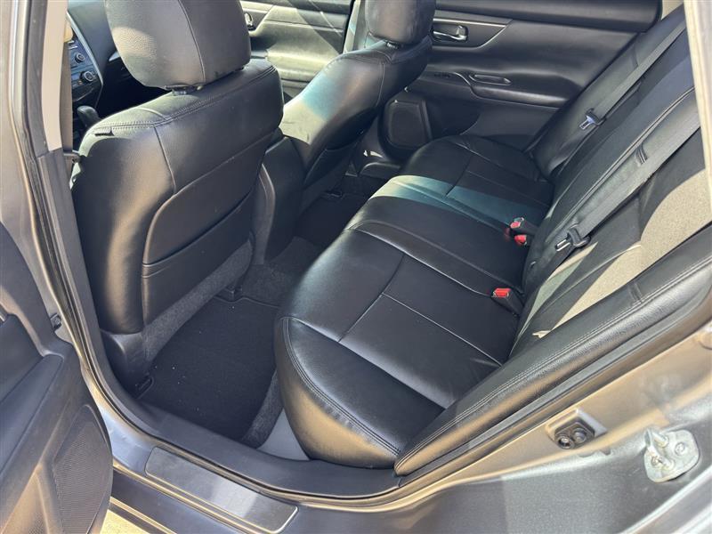 Nissan Altima 2.5 SV 2015