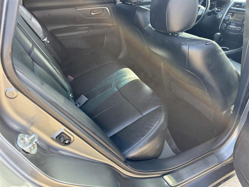 Nissan Altima 2.5 SV 2015