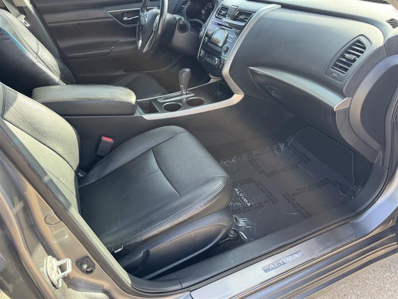 Nissan Altima 2.5 SV 2015