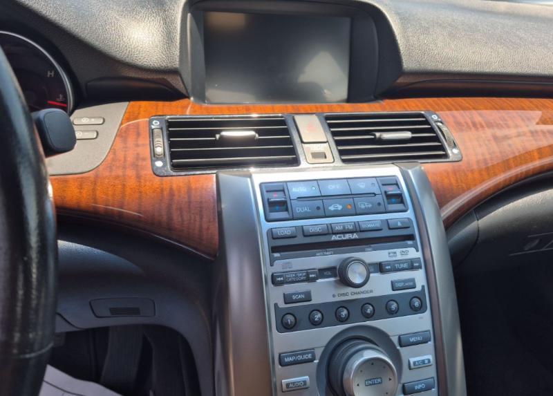 Acura RL 3.5RL with Navigation System 2005