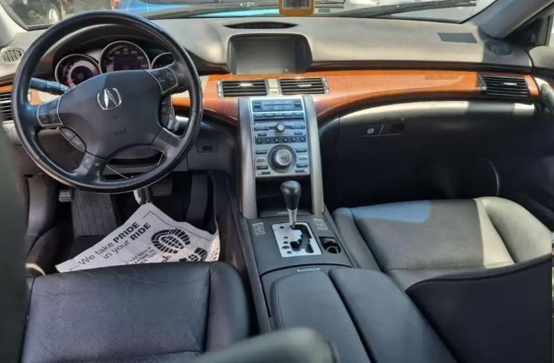 Acura RL 3.5RL with Navigation System 2005