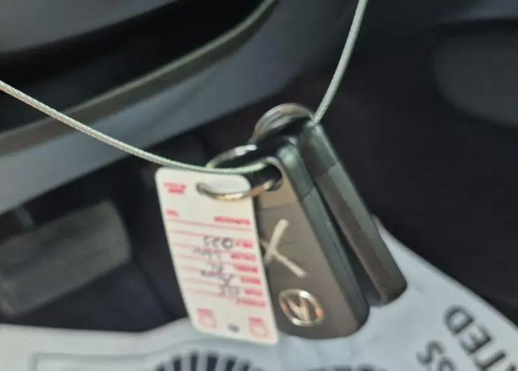 Acura RL 3.5RL with Navigation System 2005