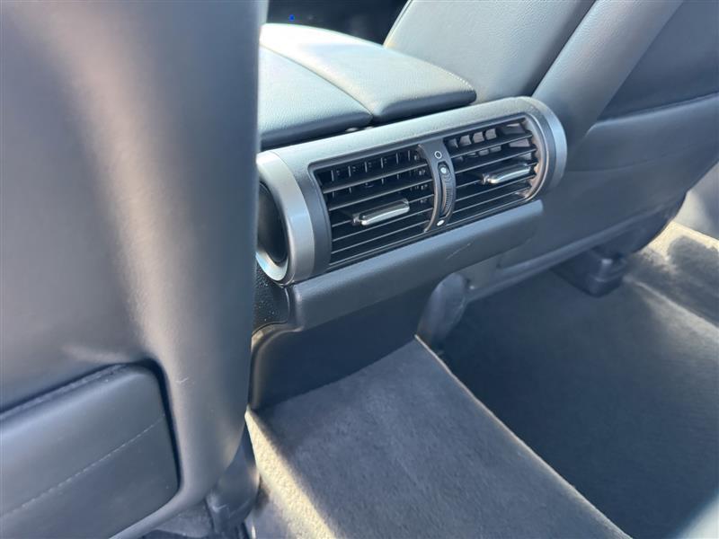 Acura RL 3.5RL with Navigation System 2005