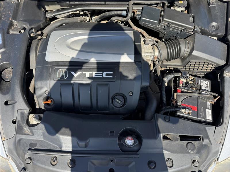 Acura RL 3.5RL with Navigation System 2005