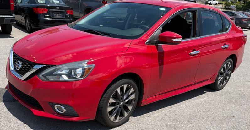 Nissan Sentra SR Sedan 2016