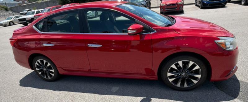 Nissan Sentra SR Sedan 2016