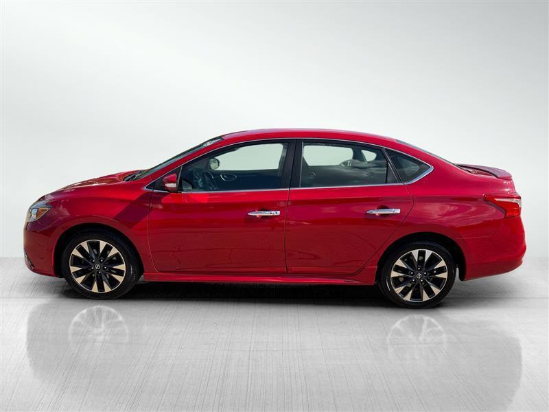 Nissan Sentra SR Sedan 2016