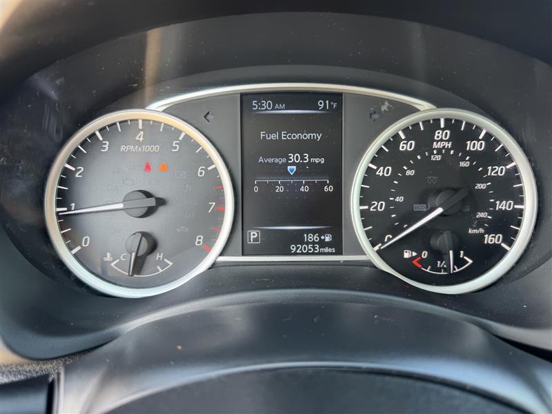 Nissan Sentra SR Sedan 2016
