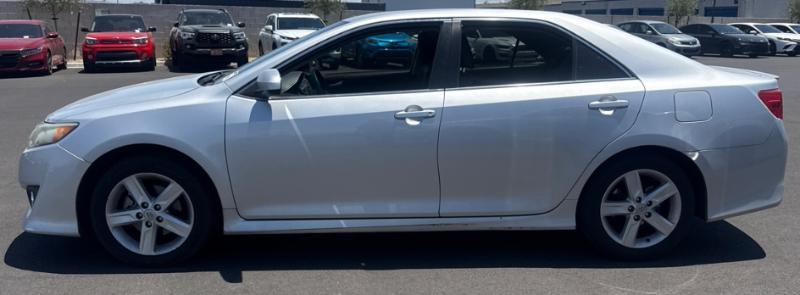 Toyota Camry SE 2014