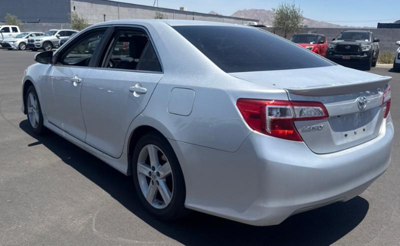 Toyota Camry SE 2014