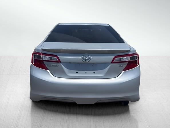 Toyota Camry SE 2014