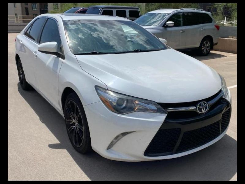 2016 Toyota Camry SE