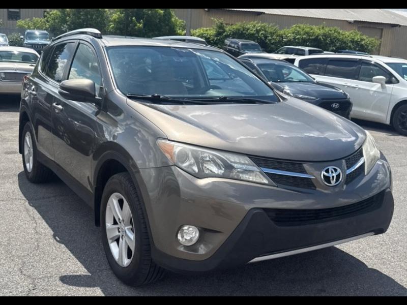 Toyota RAV4 XLE AWD 2013