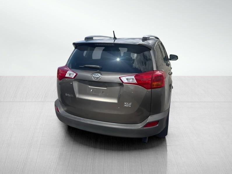 Toyota RAV4 XLE AWD 2013