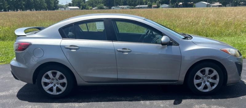 Mazda MAZDA3 i Sport 4-Door 2010