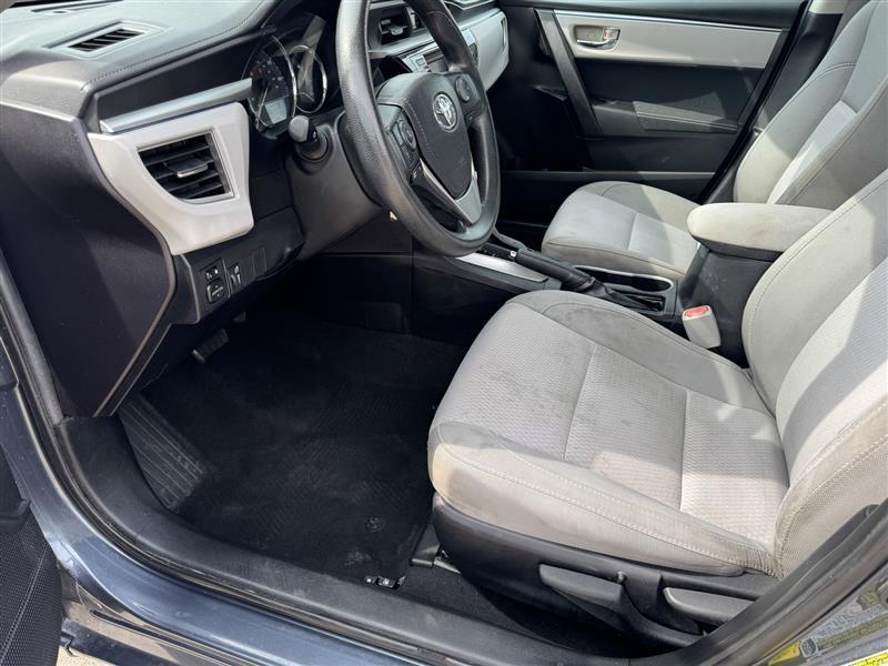 Toyota Corolla LE 2015