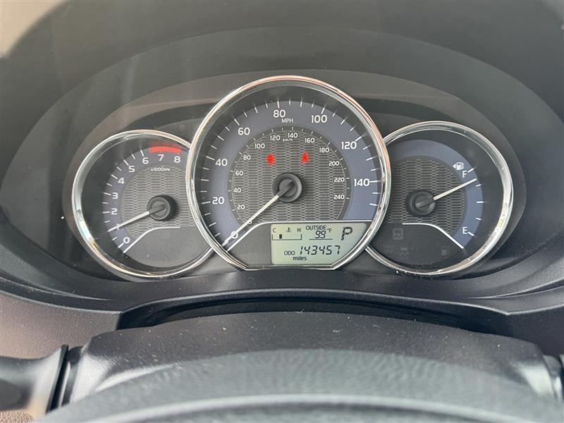 Toyota Corolla LE 2015
