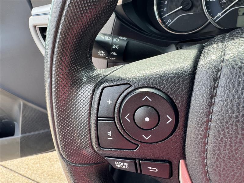 Toyota Corolla LE 2015