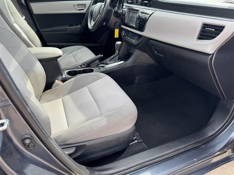 Toyota Corolla LE 2015