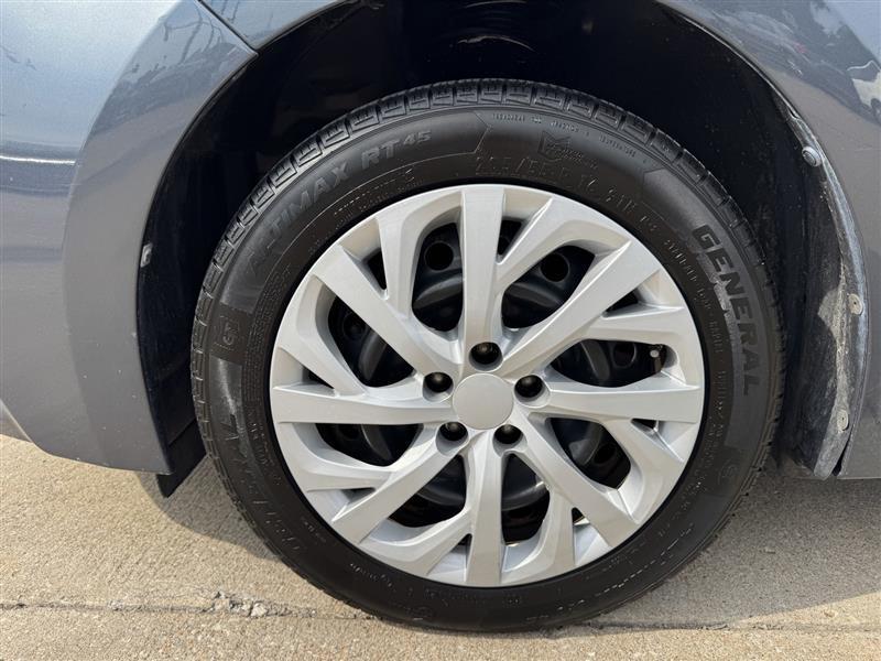 Toyota Corolla LE 2015