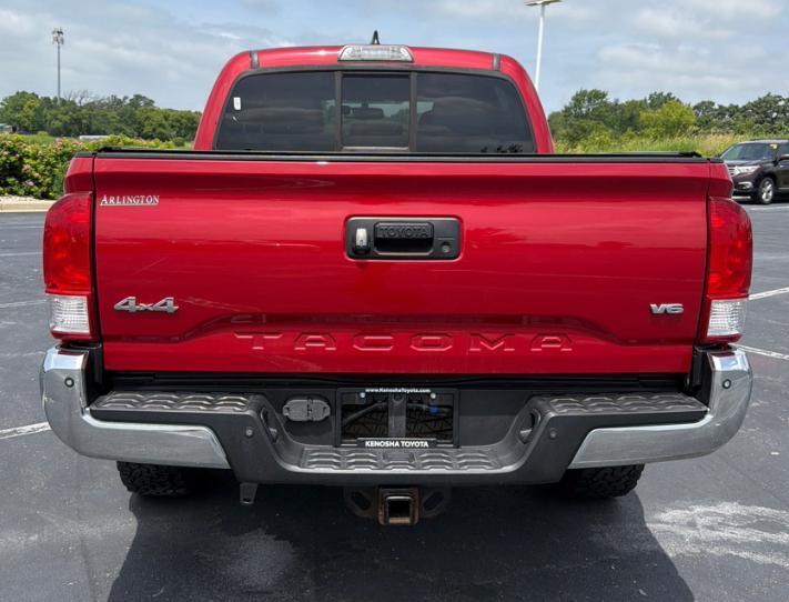 Toyota Tacoma SR5 Double Cab 4WD V6 2017