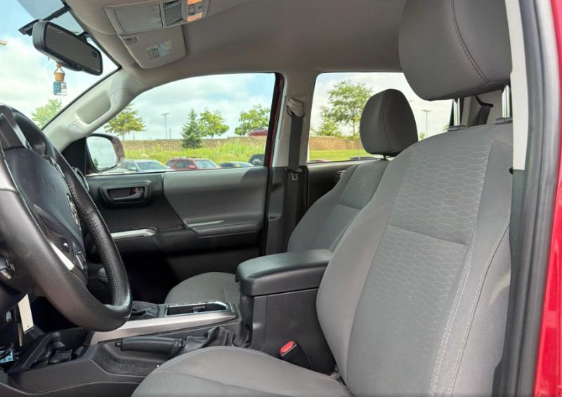 Toyota Tacoma SR5 Double Cab 4WD V6 2017