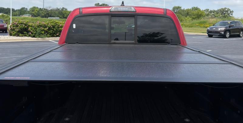 Toyota Tacoma SR5 Double Cab 4WD V6 2017
