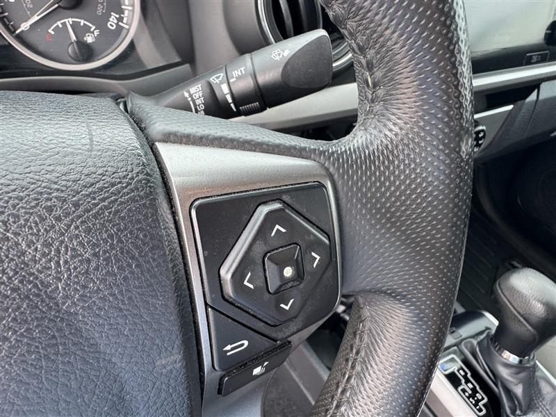 Toyota Tacoma SR5 Double Cab 4WD V6 2017
