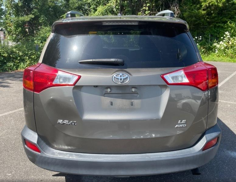 Toyota RAV4 LE AWD 2014