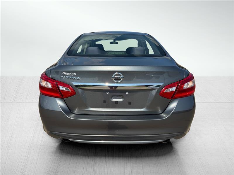 Nissan Altima 2.5 S 2016