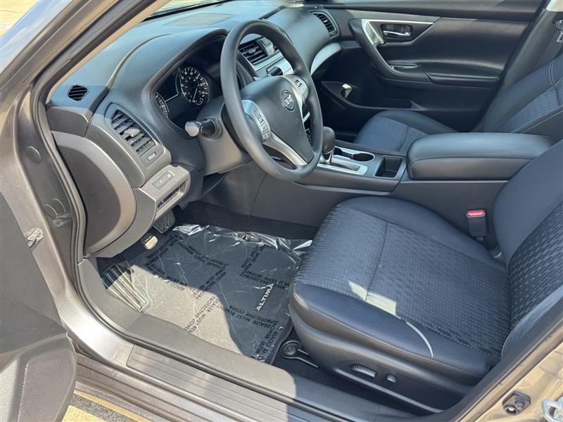Nissan Altima 2.5 S 2016