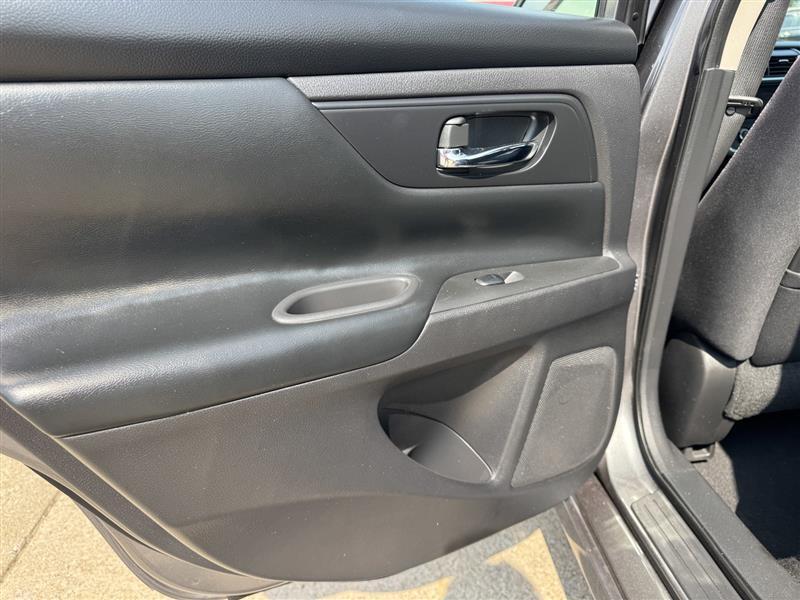 Nissan Altima 2.5 S 2016