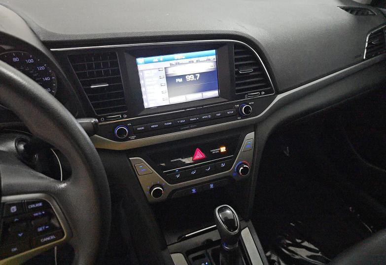 Hyundai Elantra SEL 2018