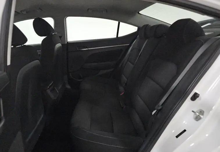 Hyundai Elantra SEL 2018