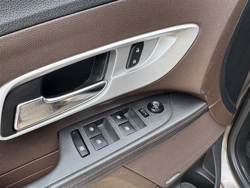Chevrolet Equinox  2012