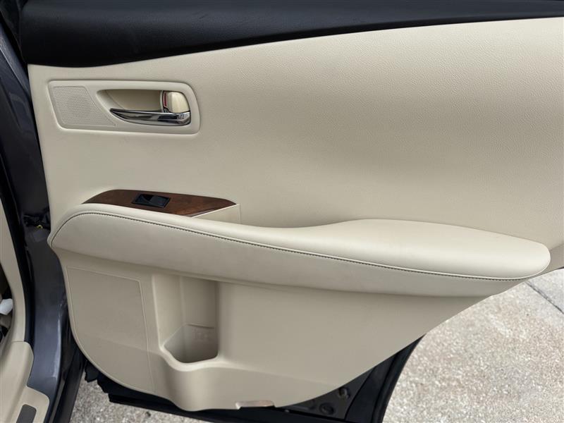 Lexus RX 350 FWD 2013