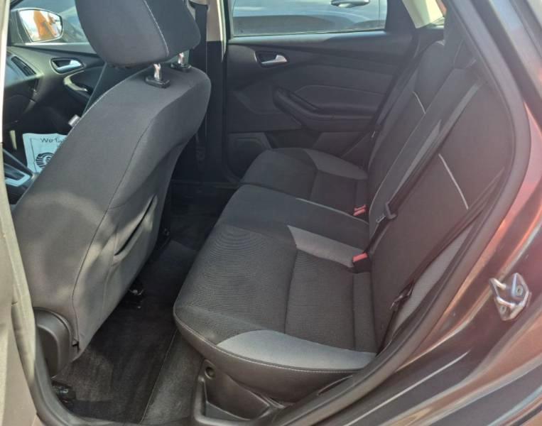 Ford Focus SE Hatch 2014