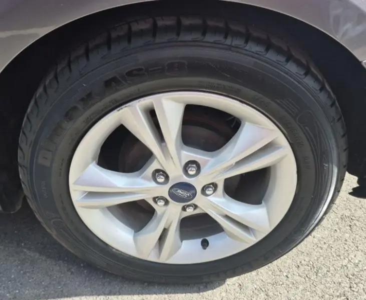 Ford Focus SE Hatch 2014