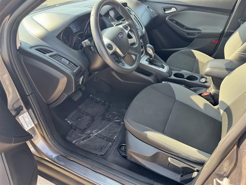 Ford Focus SE Hatch 2014