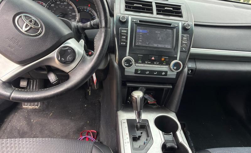 Toyota Camry SE 2014