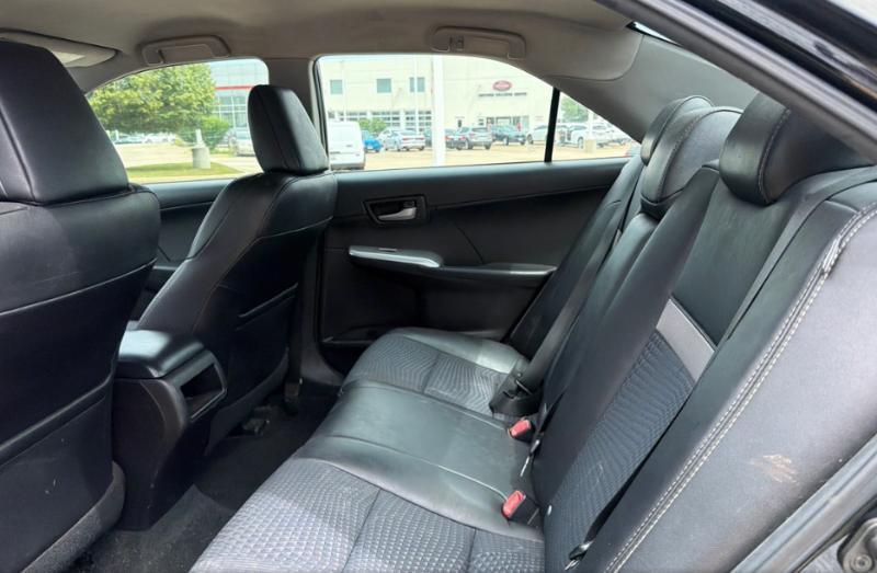 Toyota Camry SE 2014