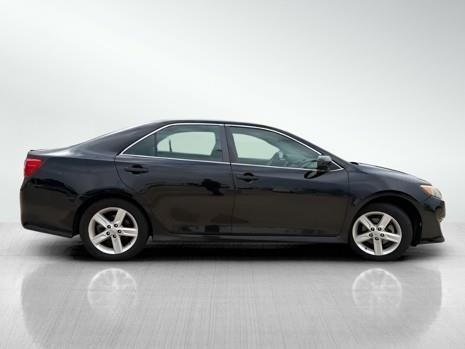Toyota Camry SE 2014